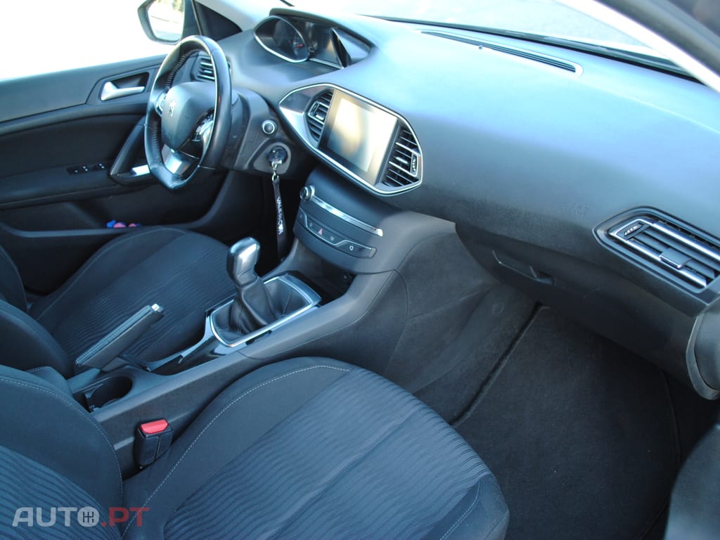 Peugeot 308 SW 1.6 BlueHdi Allure