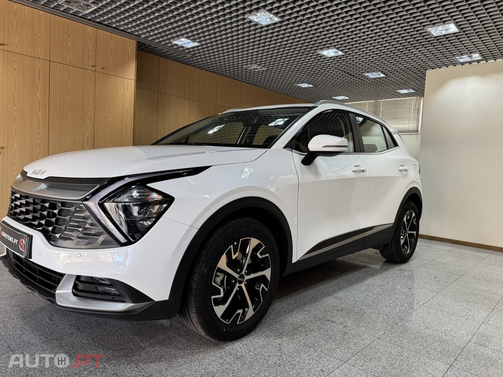 Kia Sportage 1.6 T-GDi HEV Tech