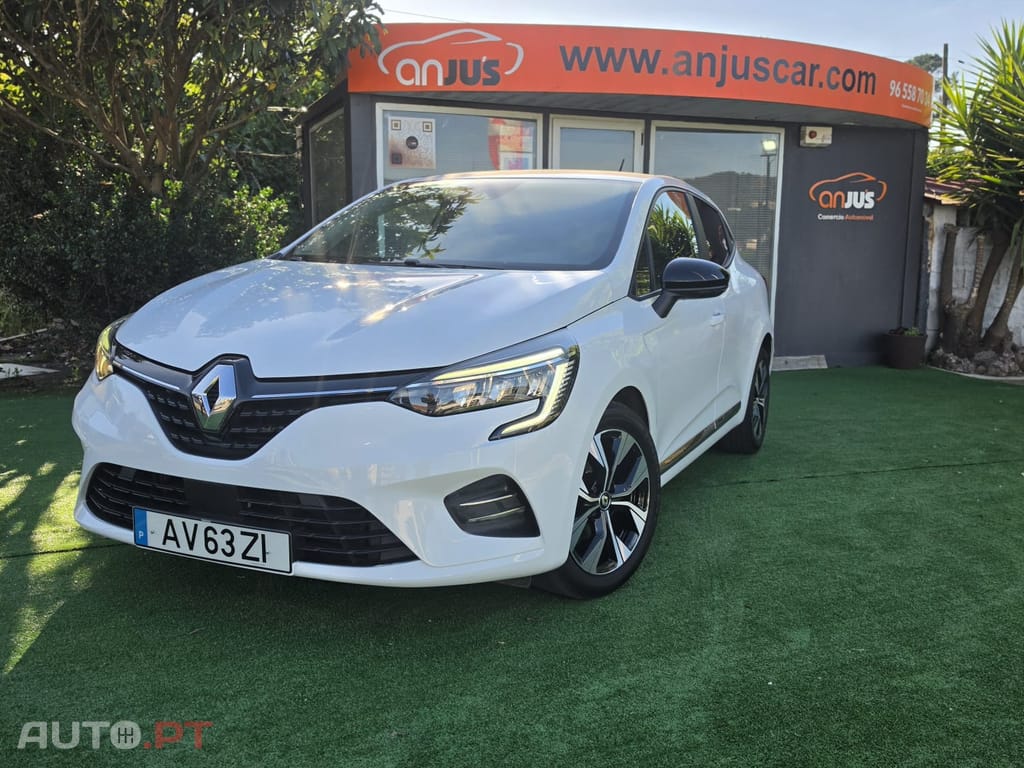 Renault Clio 𝙑 𝟭.𝟬 𝙏𝘾𝙚 𝙀𝙫𝙤𝙡𝙪𝙩𝙞𝙤𝙣 𝘽𝙞-𝙁𝙪𝙚𝙡