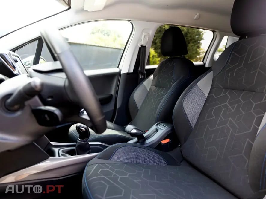 Peugeot 2008 1.6 BlueHDi Style