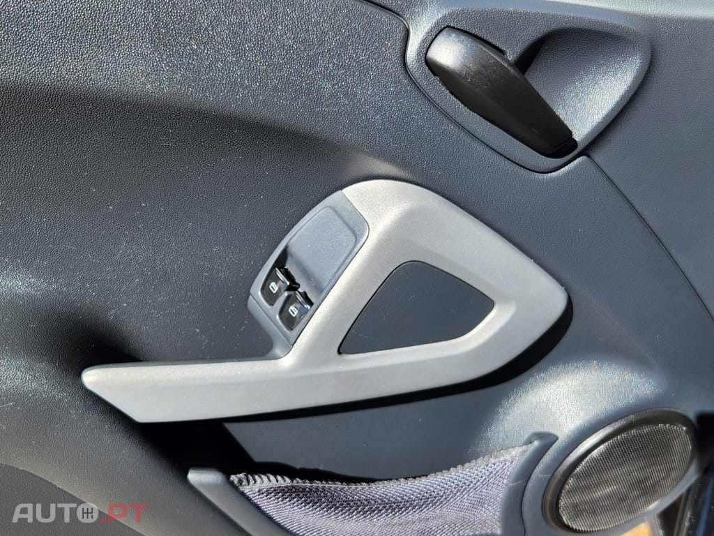 Smart ForTwo Outro