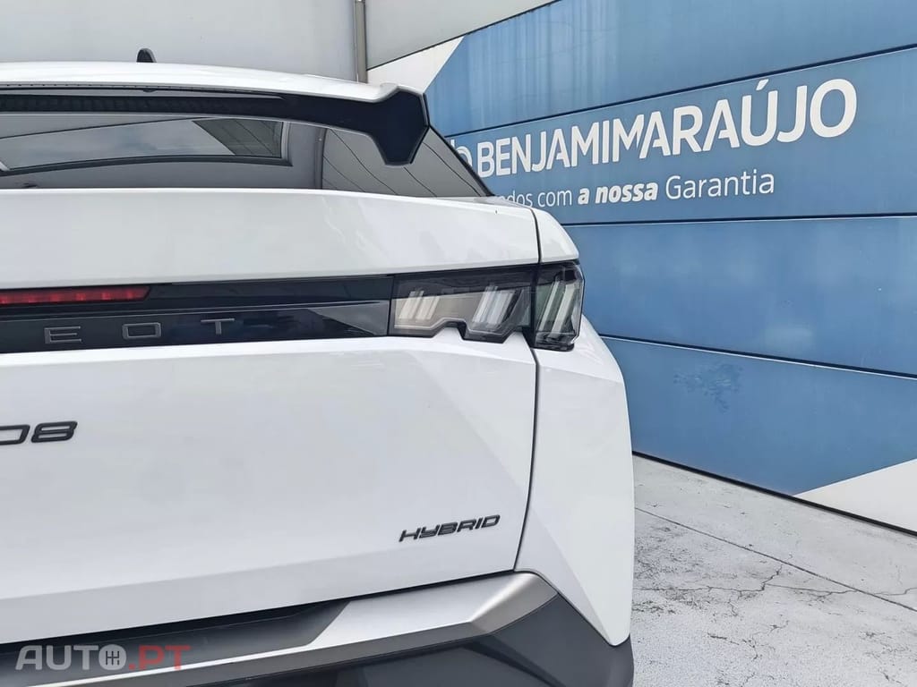 Peugeot 3008 1.2 Hybrid Allure Pack e-DCS6