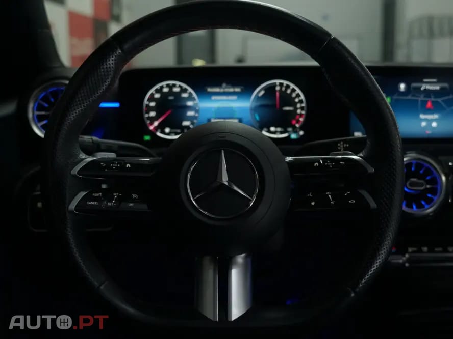 Mercedes-Benz A 250 e