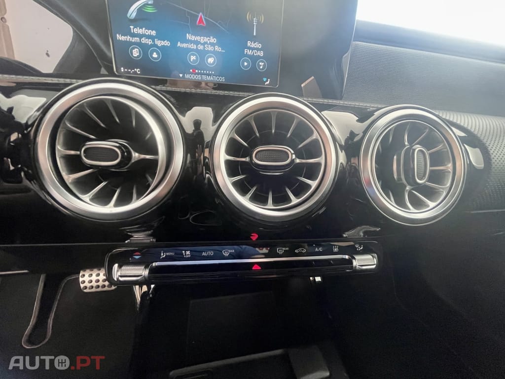 Mercedes-Benz A 250 e 8G-DCT AMG Line