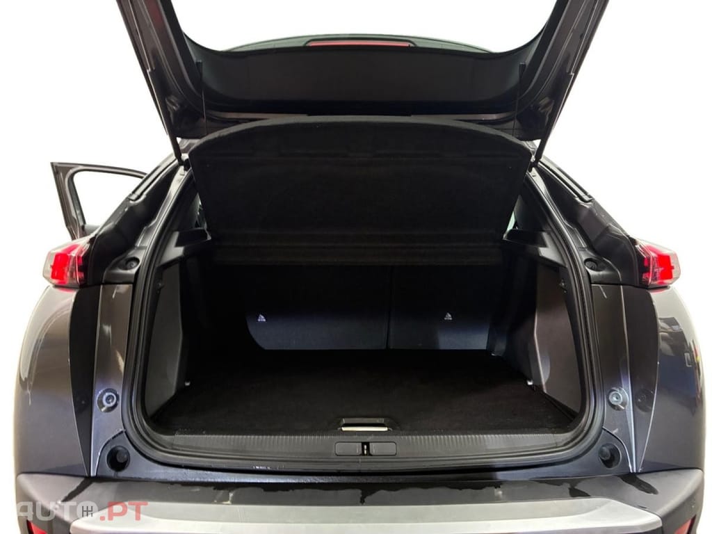 Peugeot 2008 1.2 PureTech Allure Pack EAT8