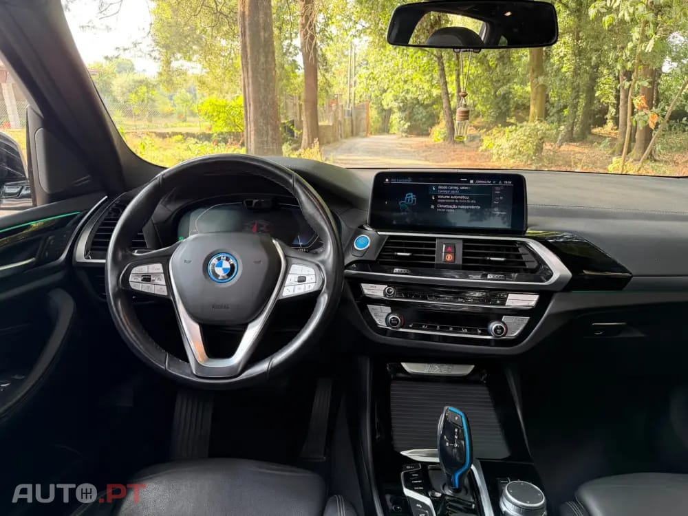 BMW iX3 M Sport Impressive
