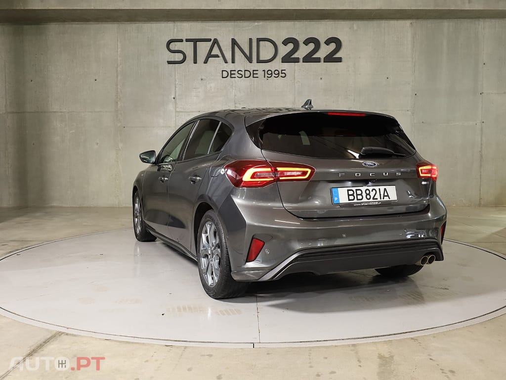 Ford Focus 1.0 EcoBoost MHEV ST-Line