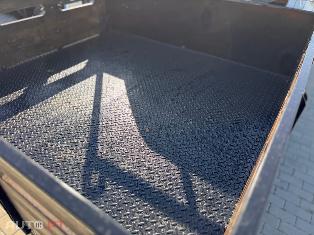 Mitsubishi L200 2.3 DI-D CD Invite 4WD