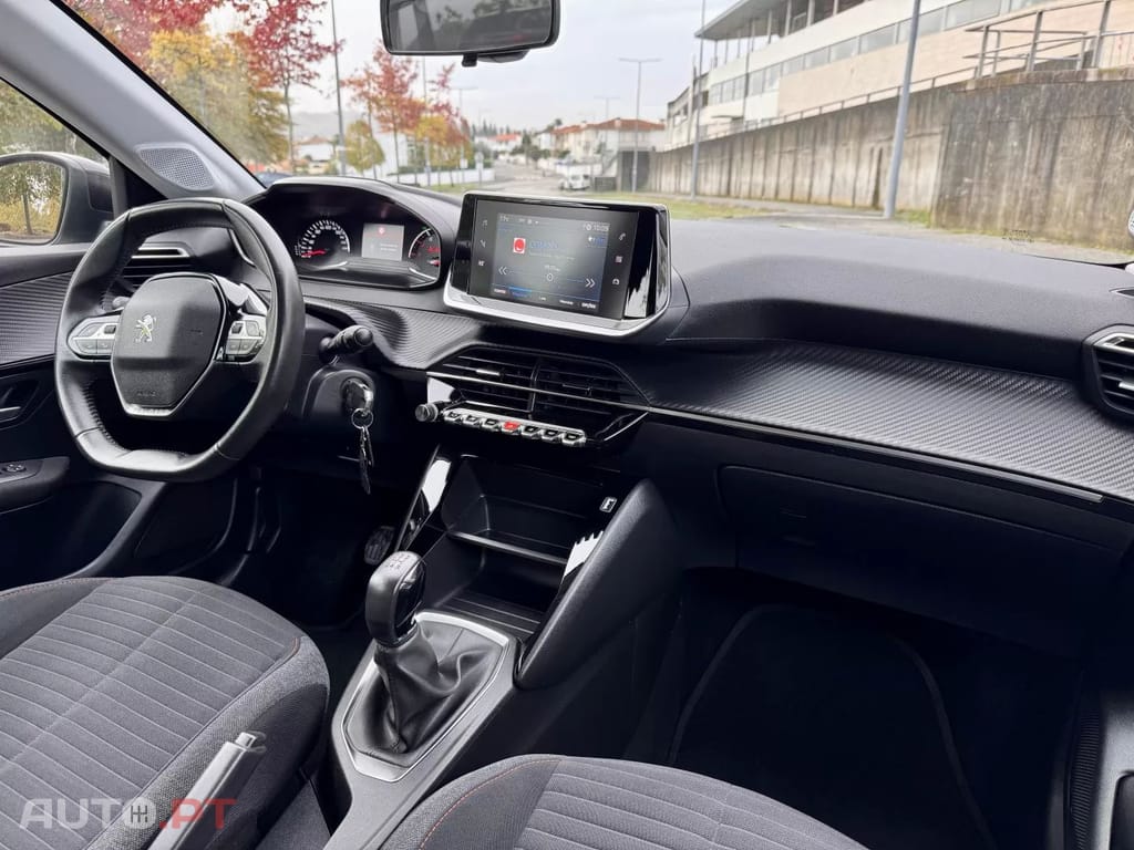 Peugeot 208 1.2 PureTech Active Pack