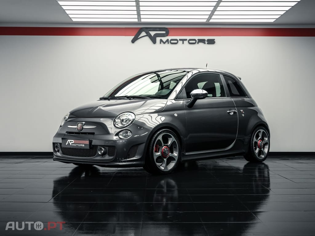 Abarth 595 SCUDERIA ITALIA