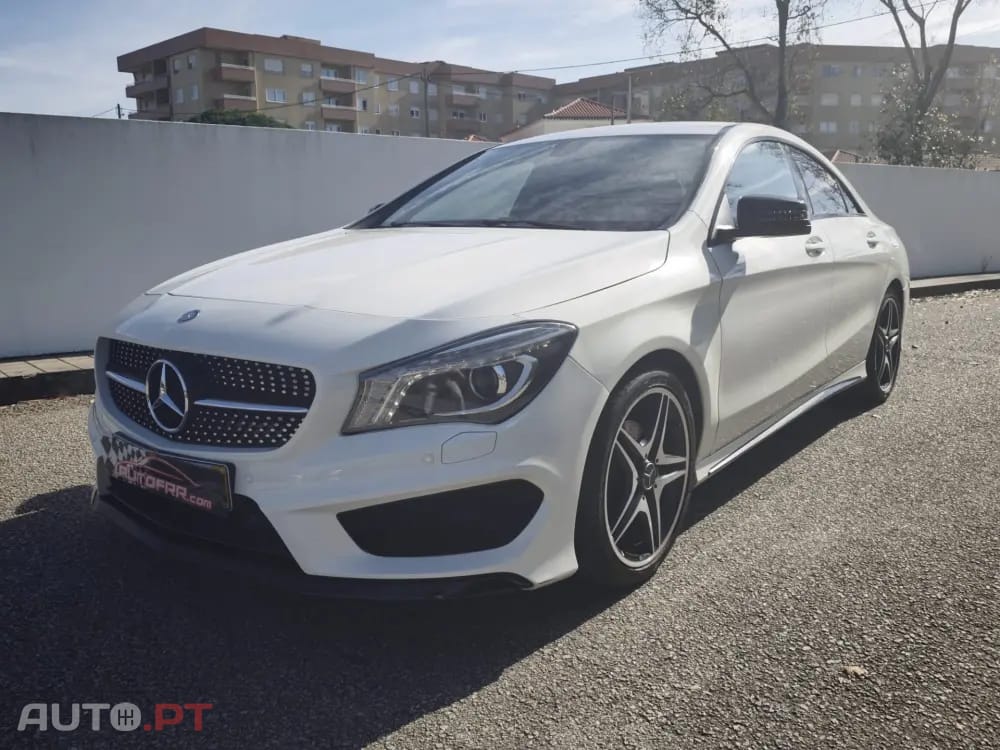 Mercedes-Benz CLA 200