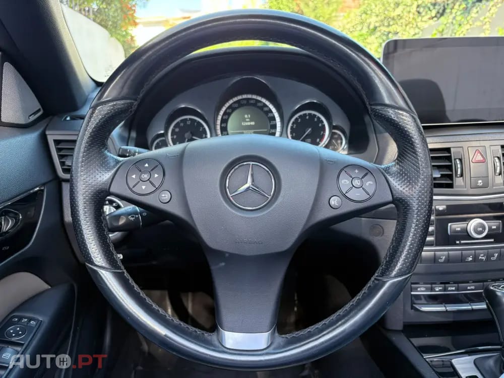 Mercedes-Benz E 350 CGi Avantgarde BlueEfficiency Auto