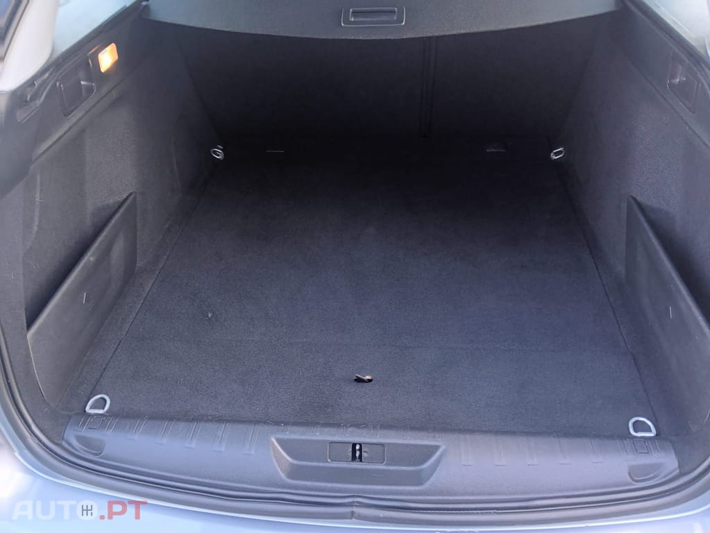 Peugeot 308 SW 1.2 PURETECH ACTIVE