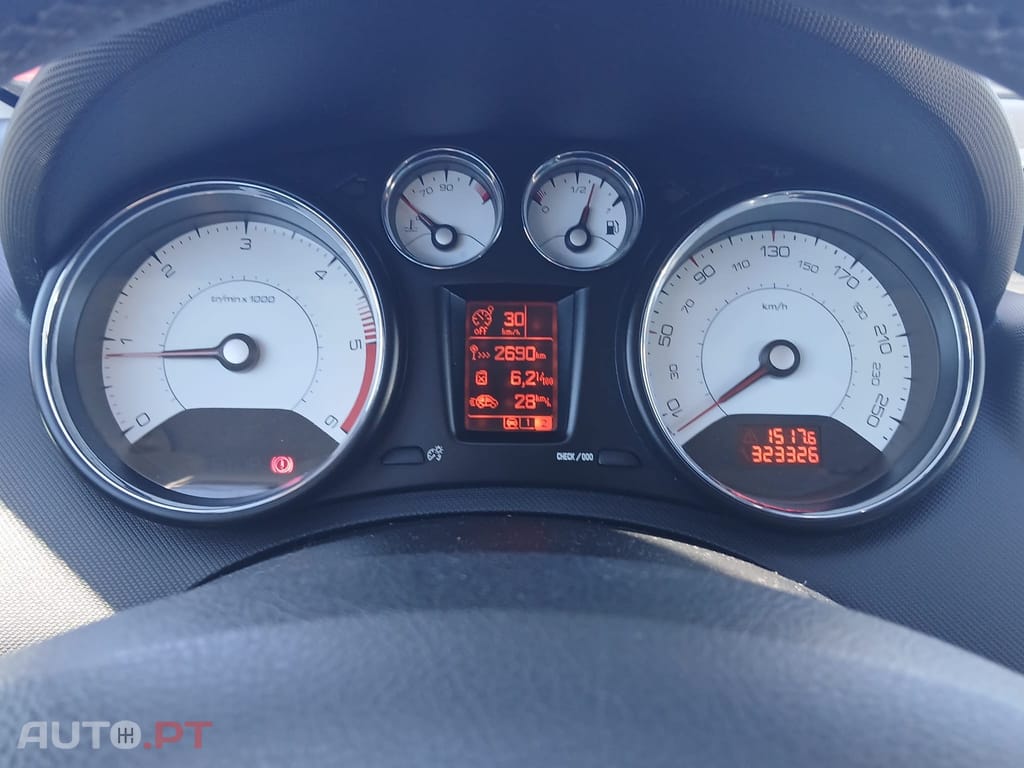 Peugeot 308 CC 2.0 HDi Sport