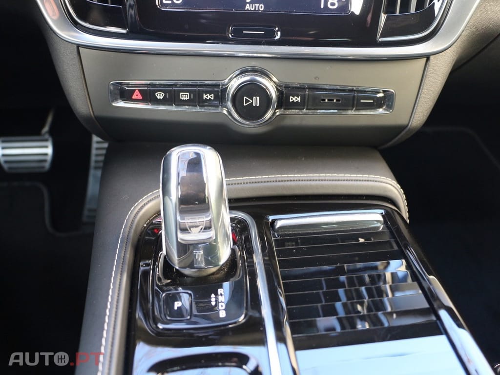 Volvo S90 2.0 T8 R-Design AWD Geartronic