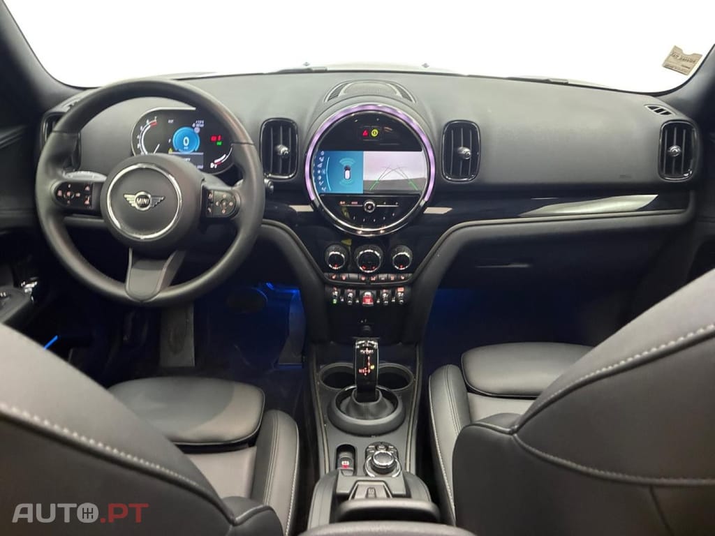 MINI Countryman Cooper Premium Plus Edition Auto