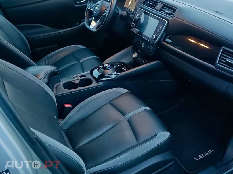 Nissan Leaf 62 kWh e+ Tekna ProPilot Park