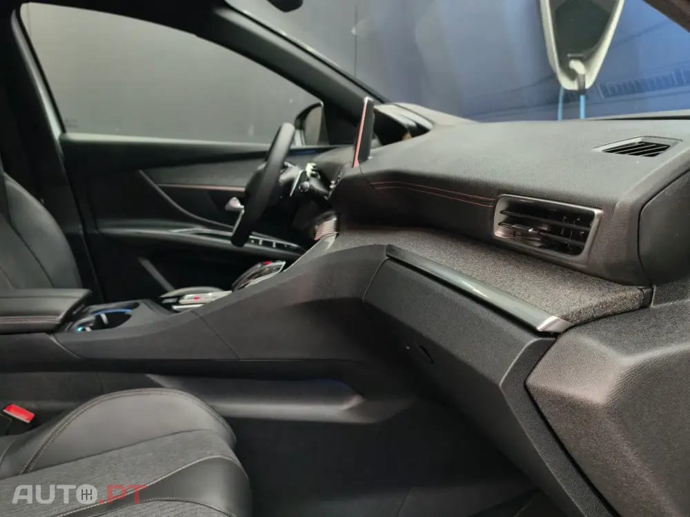 Peugeot 3008 1.5 BlueHDi Crossway EAT8