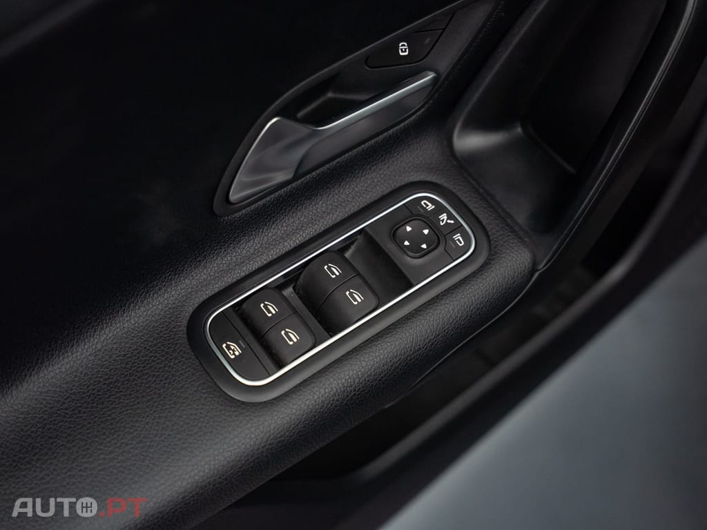 Mercedes-Benz A 250 e Style Plus