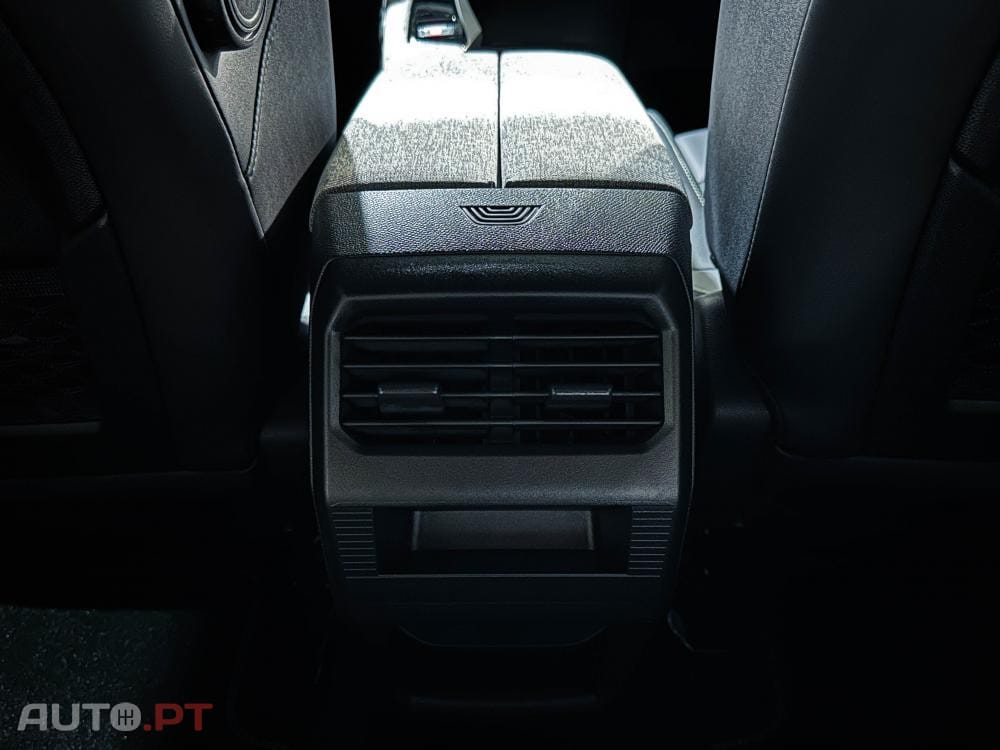 Peugeot E-3008 73 kWh GT