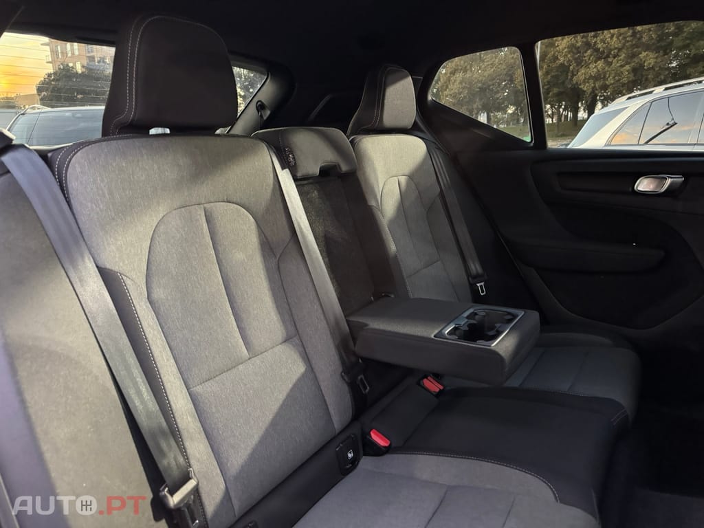 Volvo XC40 1.5 T4 PHEV Plus Dark