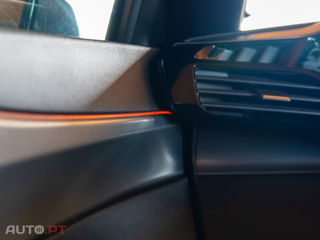 Peugeot 308 PureTech 130 EAT8 GT
