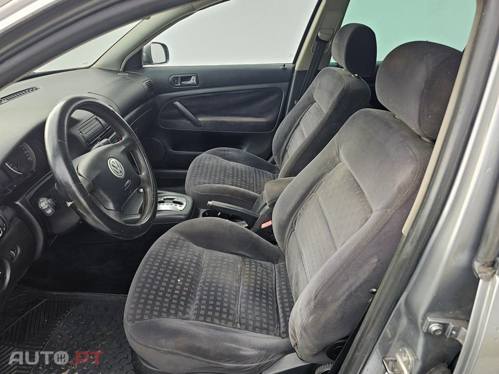 Volkswagen Passat Variant 1.9 TDi Confl.Plus T