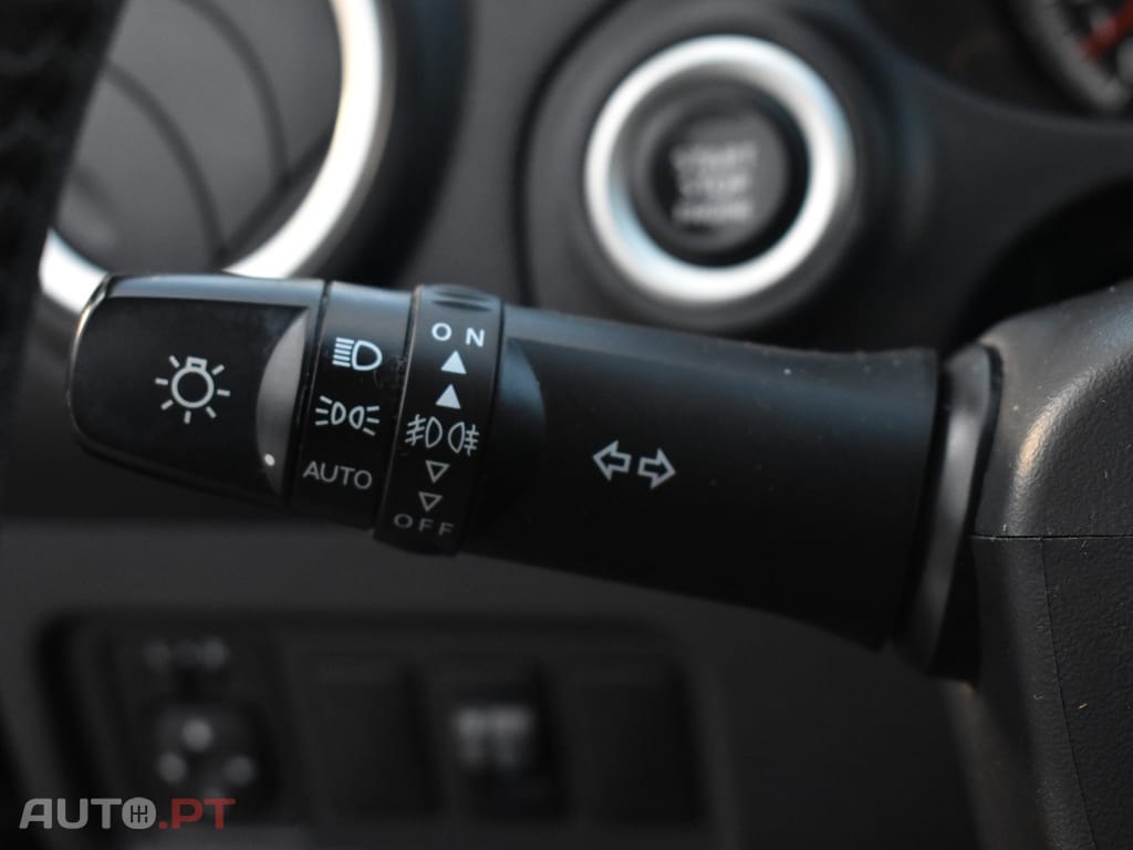 Mitsubishi Space Star 1.2 Intense Connect Edition