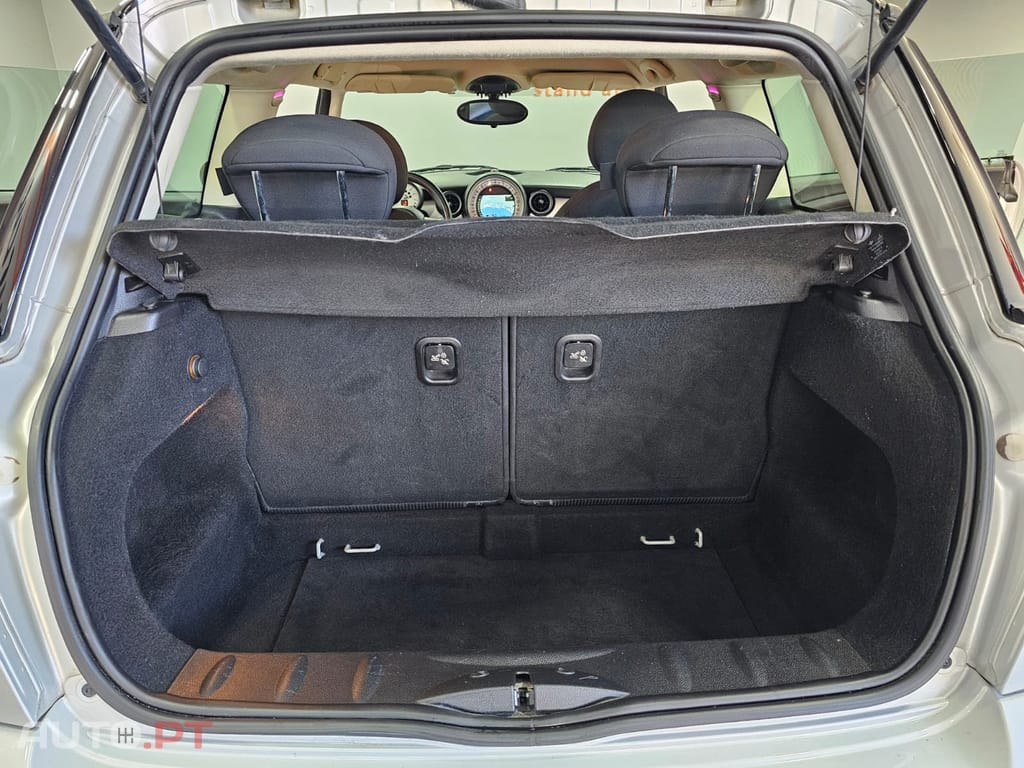 MINI Cooper D ( Kit John Cooper Works )
