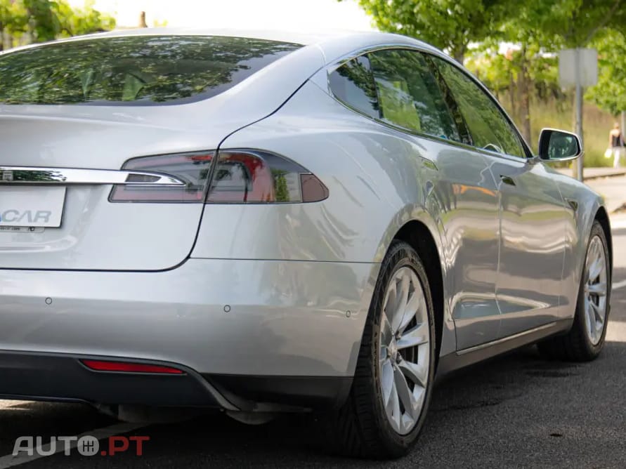 Tesla Model S 70D AWD