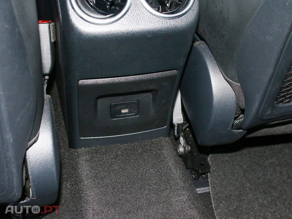 Mercedes-Benz A 250 e 8G-DCT Edition AMG Line