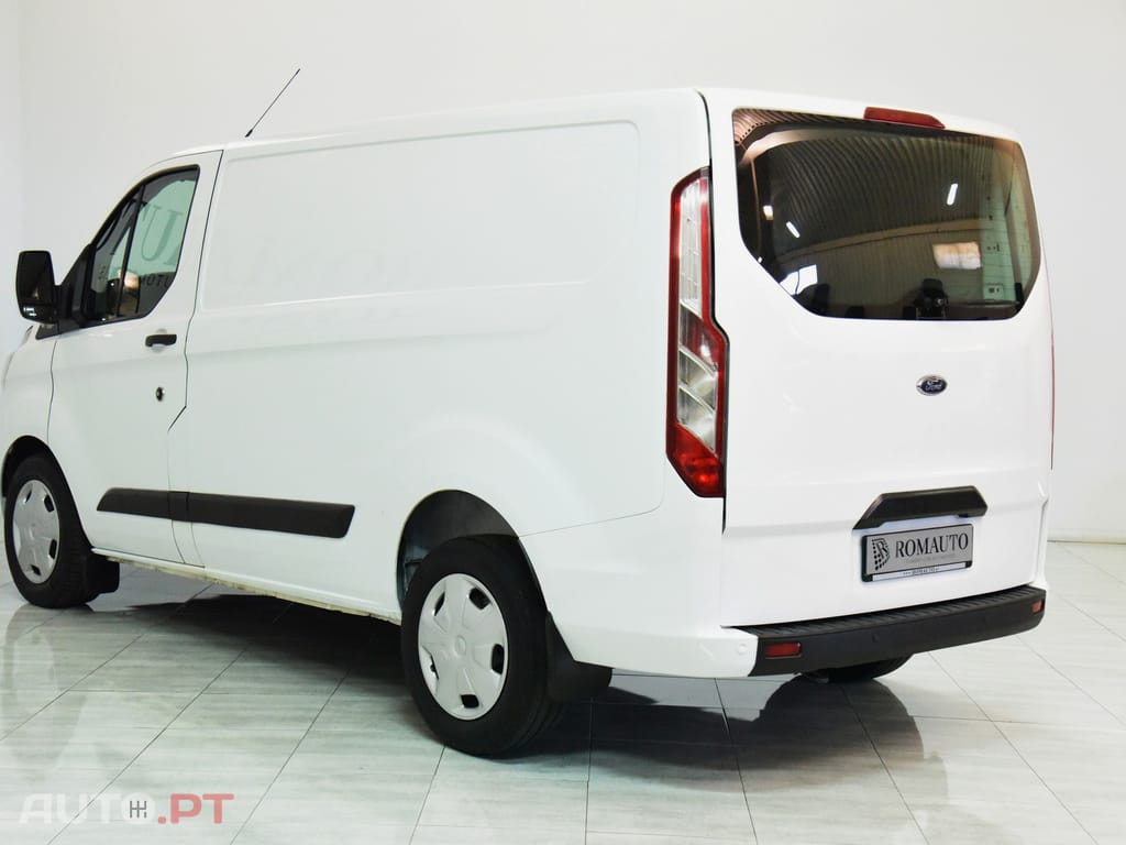 Ford Transit Custom 280L1 2.0 TDCi H1-Tecto Baixo Trend Aut.