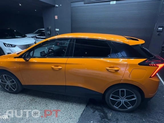 MG MG4 64 kWh Luxury