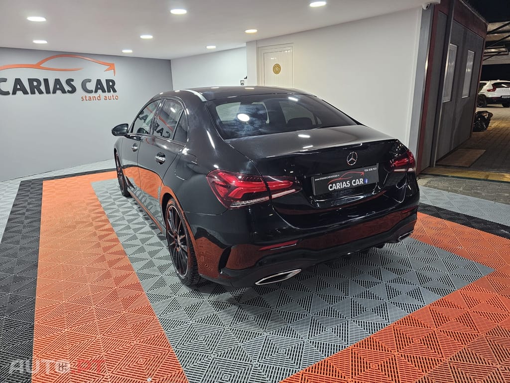 Mercedes-Benz A 180 7G-DCT AMG Line