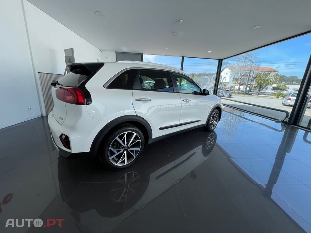 Kia Niro 1.6 GDi HEV Drive