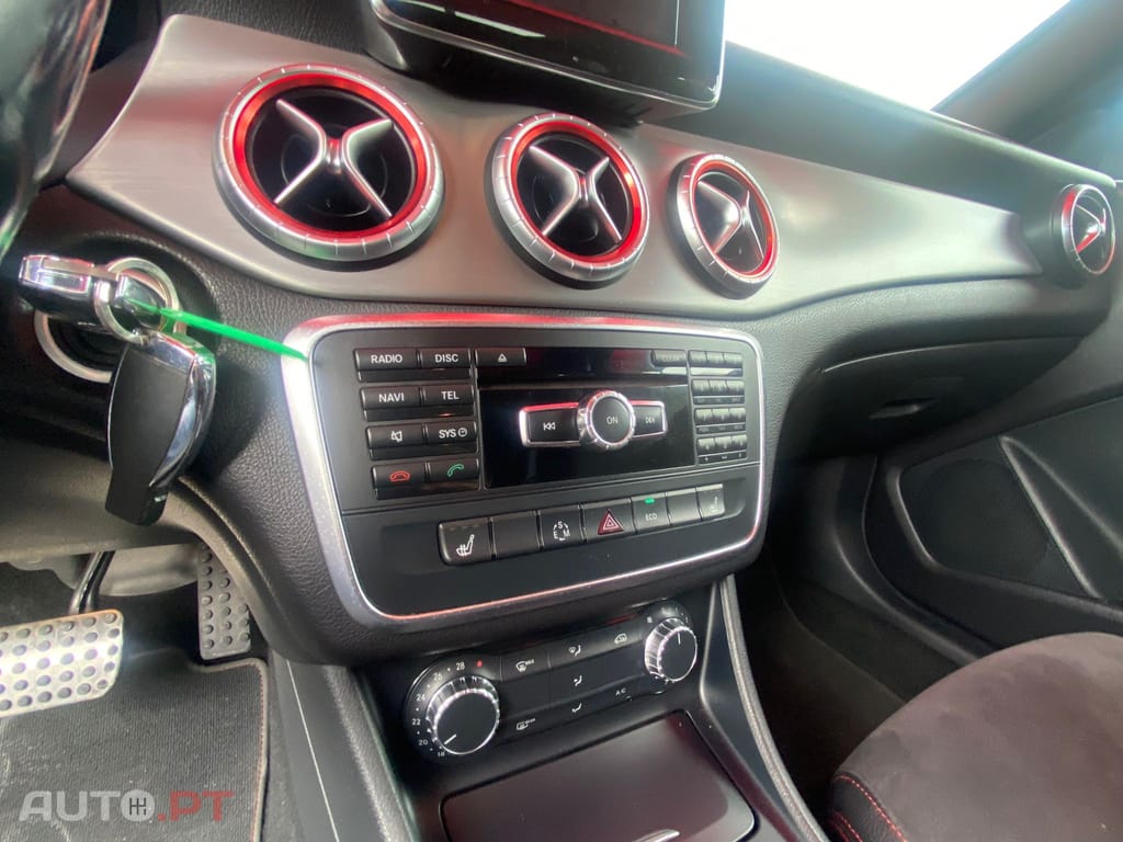Mercedes-Benz CLA 220 CDi AMG Line Aut.