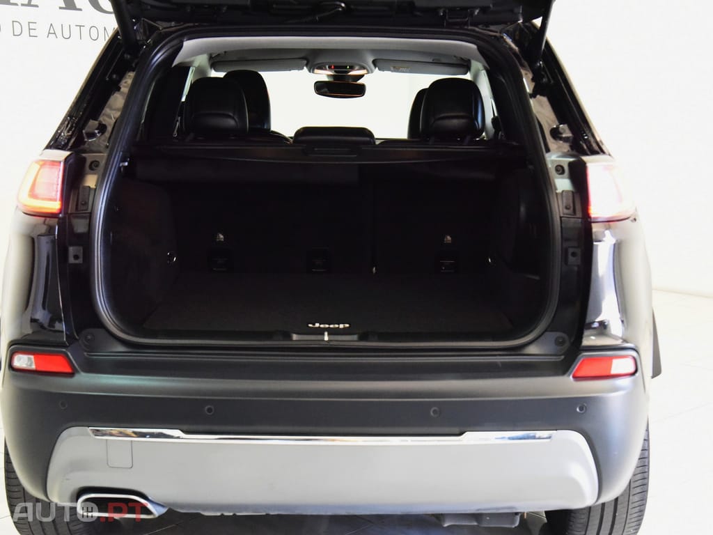 Jeep Cherokee 2.2 D Limited