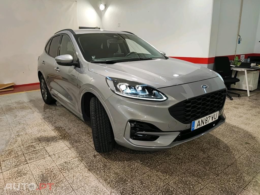 Ford Kuga 2.5 PHEV ST-Line X