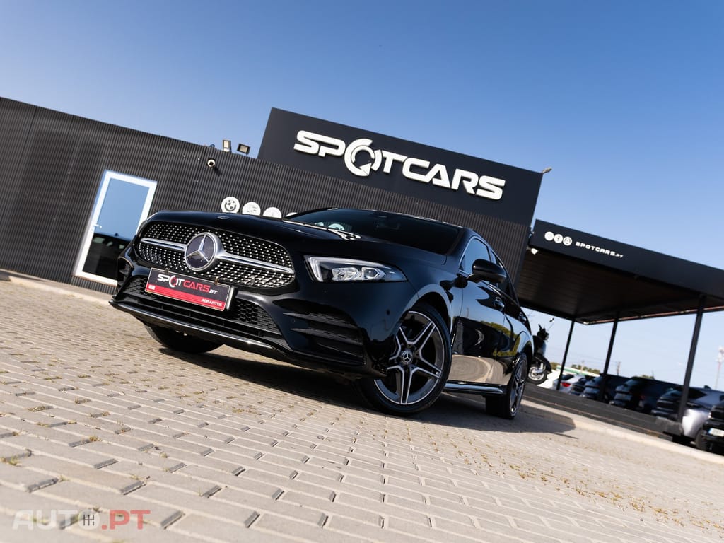 Mercedes-Benz A 250 e AMG Line