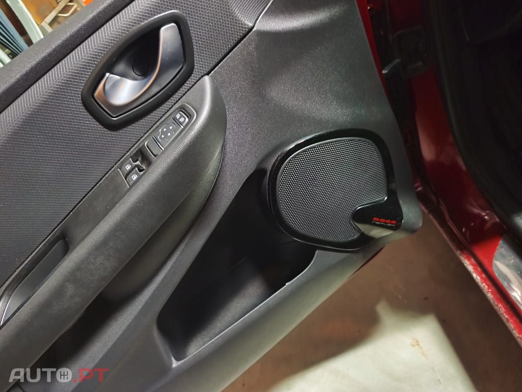 Renault Clio Sport Tourer Limited