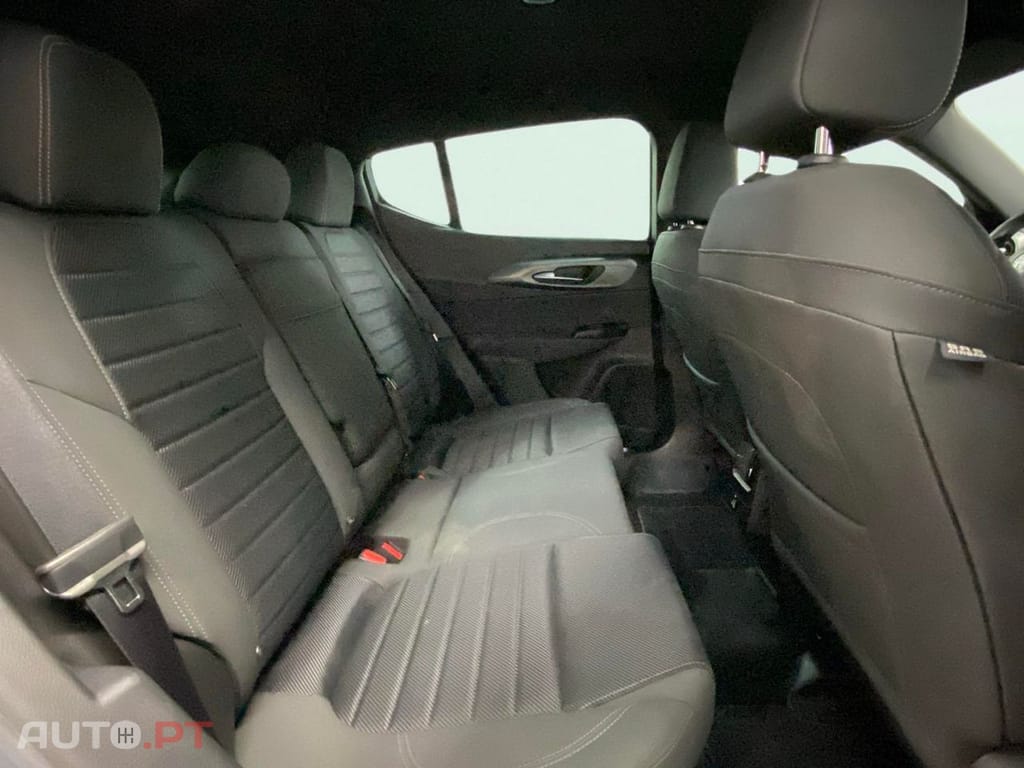 Alfa Romeo Tonale 1.3 Plug-In Hybrid Sprint e-AWD