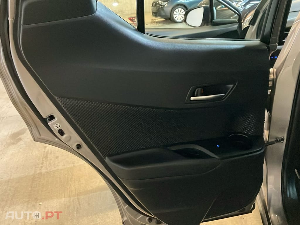 Toyota C-HR 1.8 Hybrid Comfort