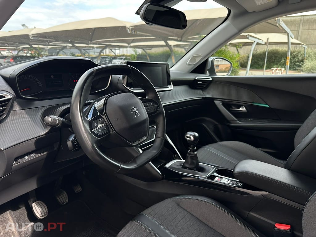 Peugeot 2008 1.2 PureTech Allure Pack