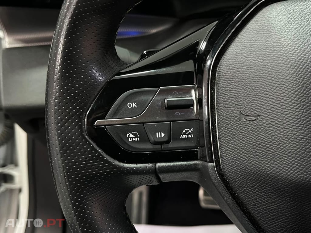 Peugeot 308 1.2 PureTech GT EAT8