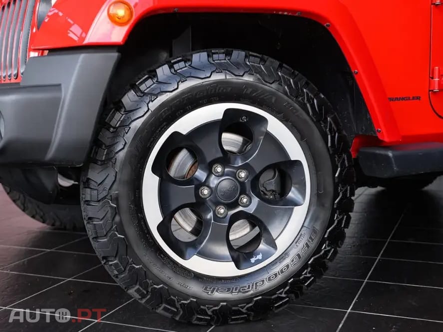 Jeep Wrangler 2.8 CRD Auto Sport