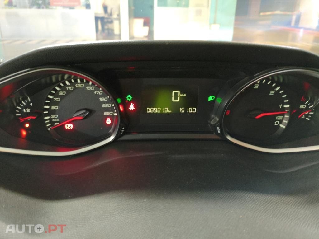 Peugeot 308 1.5 BlueHDi Style