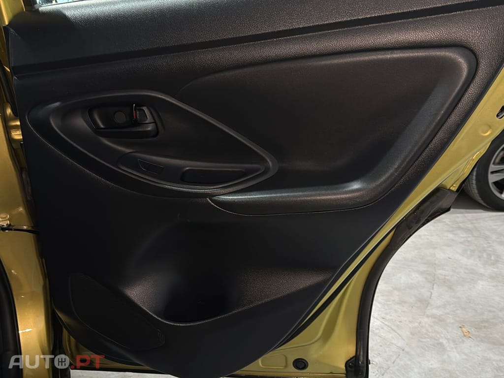 Toyota Yaris Cross 1.5 HDF Square Collection