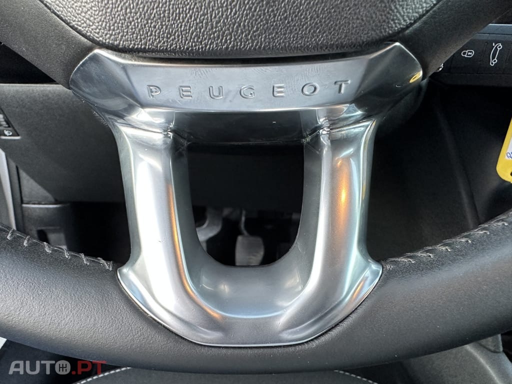 Peugeot 208 1.6 BlueHDi Style