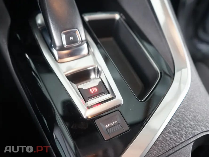 Peugeot 5008 1.5 BlueHDi Allure EAT8