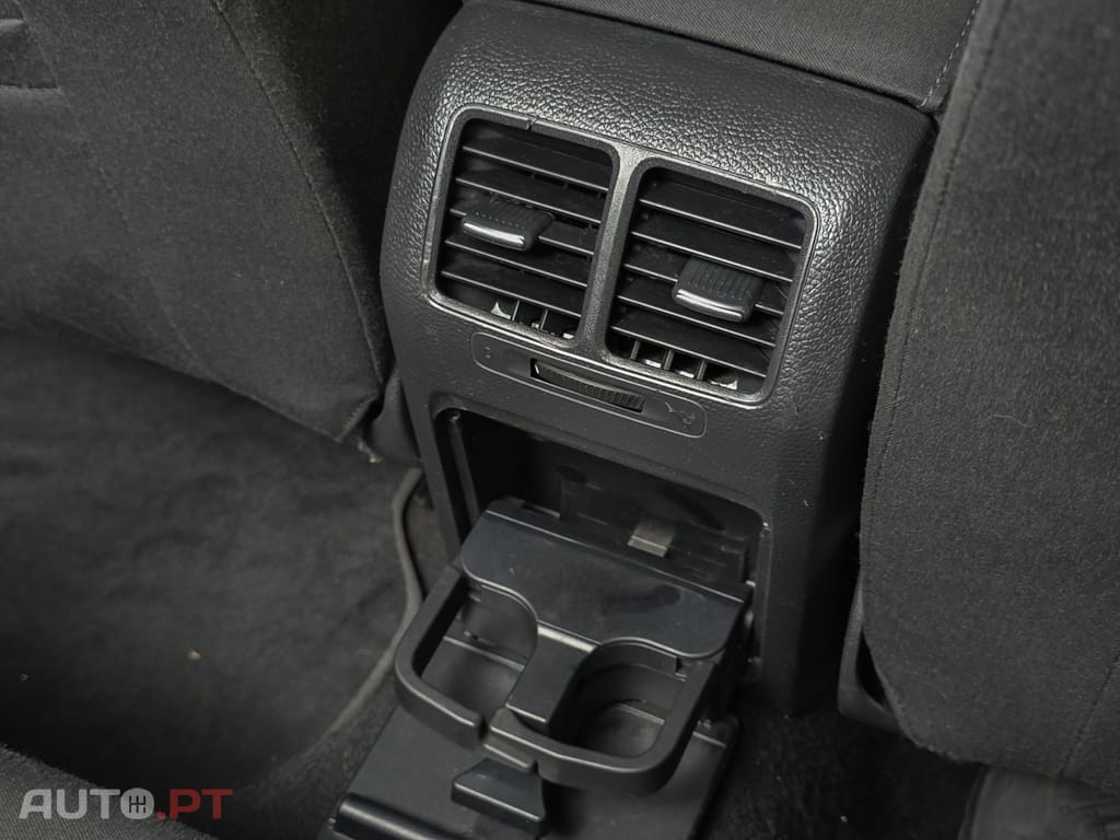 Volkswagen Golf 1.6 TDi Highline